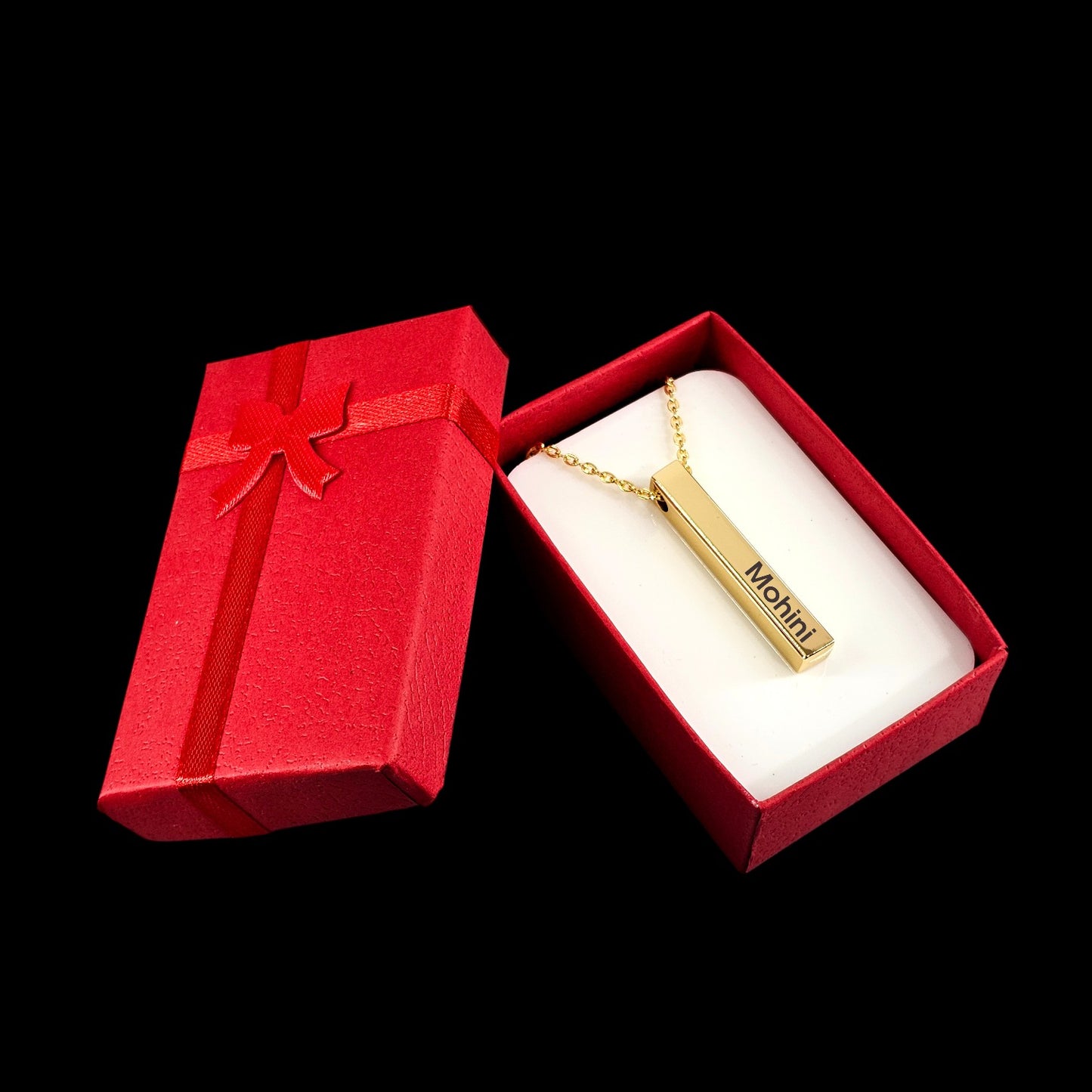 Luxury Personalized Name Pendant – Elegant Custom Jewelry