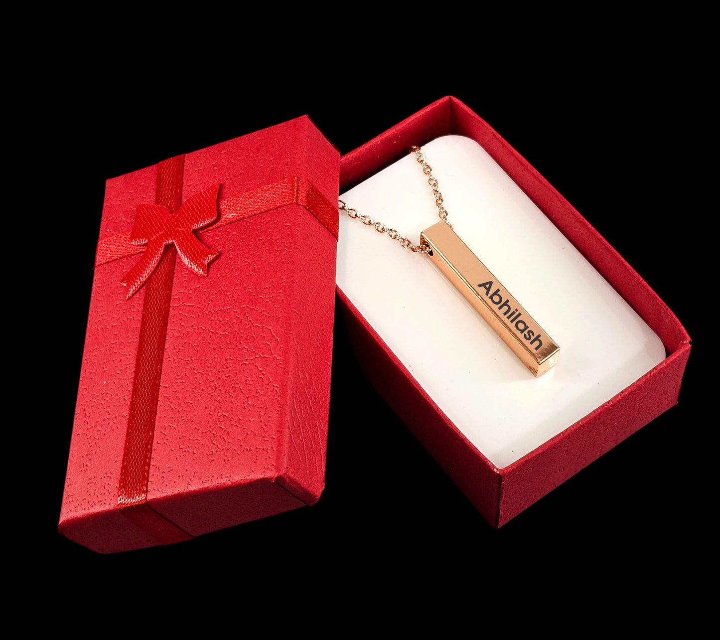 Luxury Personalized Name Pendant – Elegant Custom Jewelry